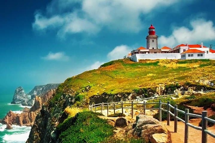 Lisbon, Sintra & Arrábida: 4-Day Private Tour with Fado, Wine and Coastlines photo 3