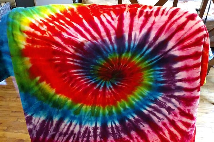 Make-and-Take Tie-Dye Workshop on the Estes Park Riverwalk photo 3