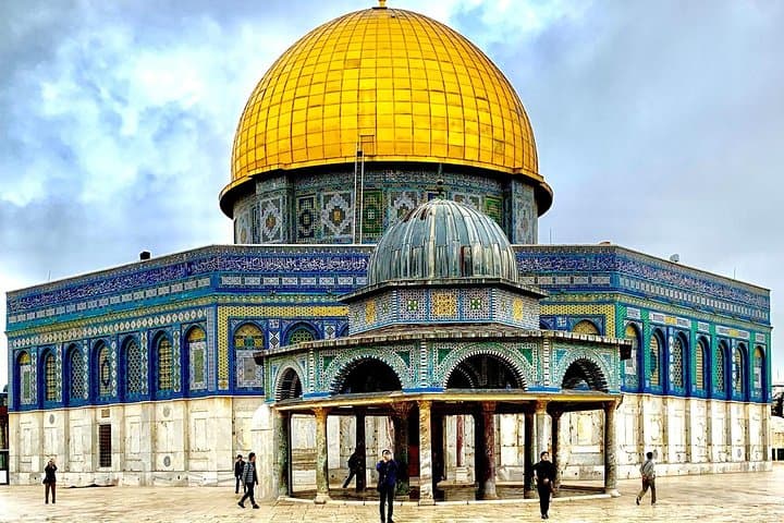 Walk Jerusalem's Old City: Guided Holy City Tour from Jaffa Gate