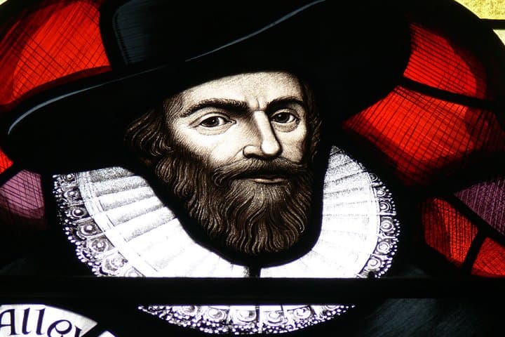 Shakespeare London Walking Tour: North Bank Bard Walk and Tudor London Highlights photo 2