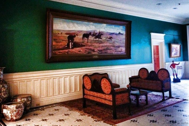 San Antonio Menger Hotel Barwalk: Lunch, Libations & Private History Tour photo 6
