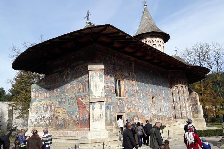 Transylvania & Bucovina Private 6-Day Tour from Bucharest — Castles, Painted Monasteries & Saxon Villages photo 3