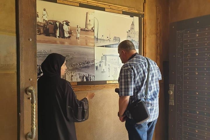 Private Abu Dhabi Tour with Emirati Guide: Sheikh Zayed Mosque, Emirates Palace & Qasr Al Hosn photo 3