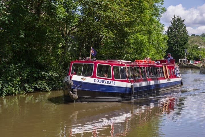 Skipton Canal 1-Hour Comedy Cruise with Dave Spikey photo 2