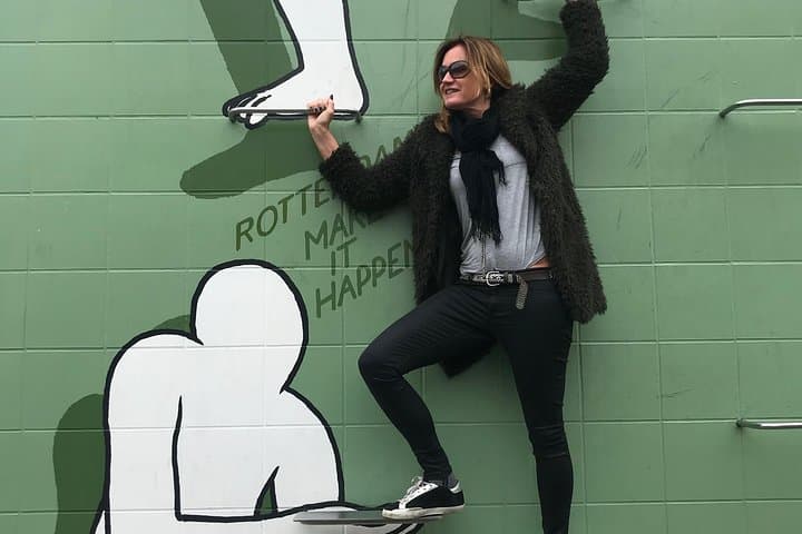 Rotterdam Highlights Private Bike Tour — Architecture, Hidden Alleys & Local Eats photo 3