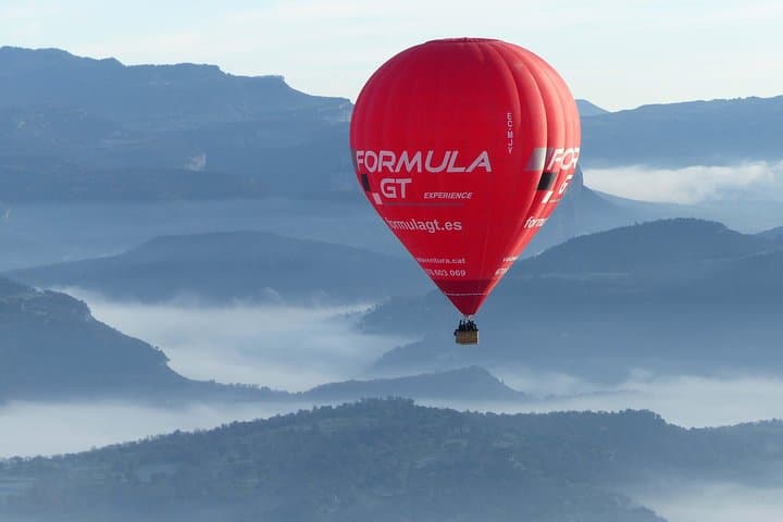 VIP Hot-Air Balloon Over the Pre-Pyrenees: Private Flight from Barcelona photo 2