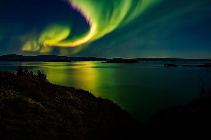 Northern Lights Night Tour — Chase the Aurora from Reykjavik photo 5