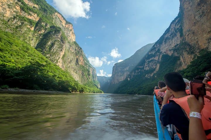Sumidero Canyon Boat Tour & Chiapa de Corzo Day Trip from San Cristóbal