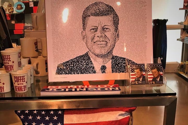 JFK Historical Tour: Walk Dealey Plaza and Trace the 1963 Motorcade Route photo 2