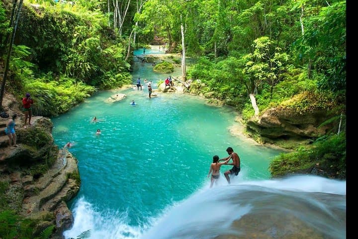 Dunns River & Blue Hole: Ocho Rios Waterfall Climb and Secret Falls Swim