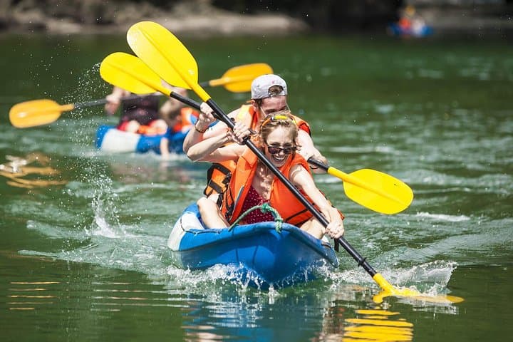 Halong Bay Full-Day: Sung Sot Cave, Kayaking & Ti Top Island (From Hanoi)