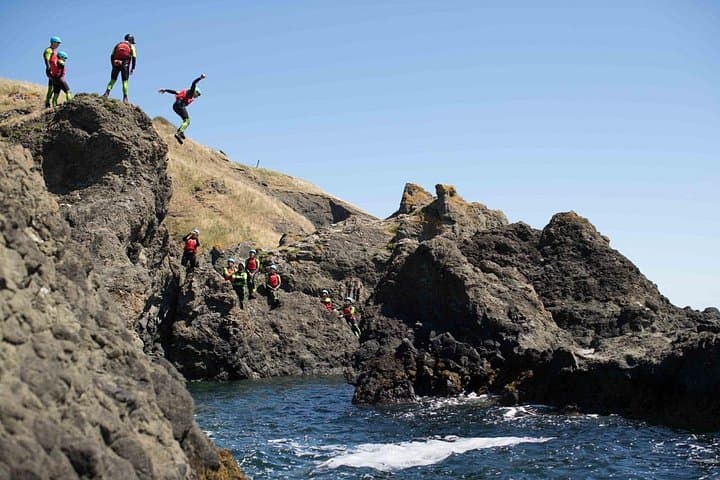 Coasteering Day Trips from Edinburgh: Cliff Jumps, Sea Caves & Coastal Scrambling photo 4