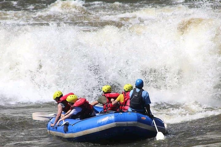 Zambezi White-Water Rafting from Victoria Falls — Class IV–V Rafting in Batoka Gorge photo 2