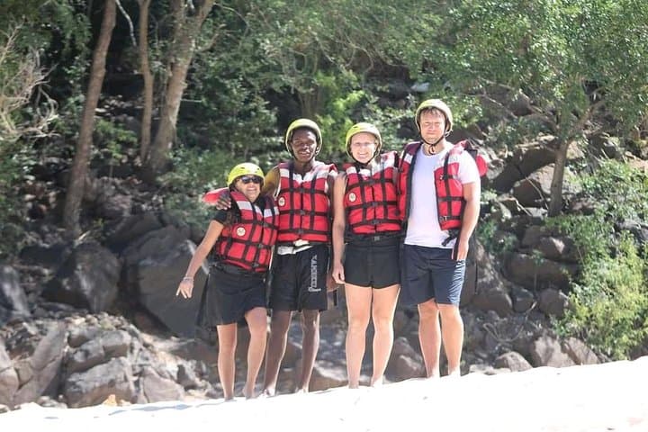 Zambezi White-Water Rafting from Victoria Falls — Class IV–V Rafting in Batoka Gorge photo 3