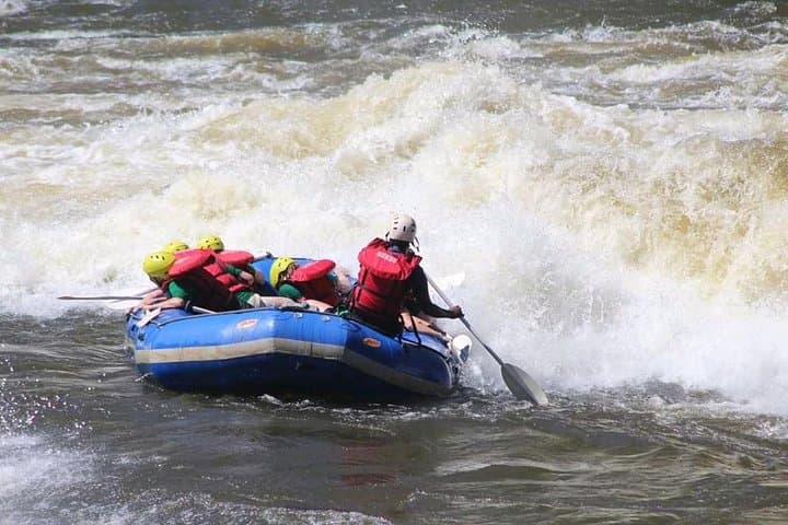 Zambezi White-Water Rafting from Victoria Falls — Class IV–V Rafting in Batoka Gorge photo 4