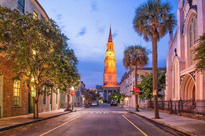 Walking Charleston's Chicora: 2-Hour Historic Downtown Tour photo 2