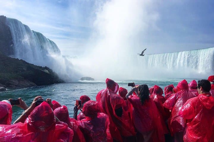 Niagara Falls Day Tour from Mississauga with Seasonal Boat Cruise photo 6