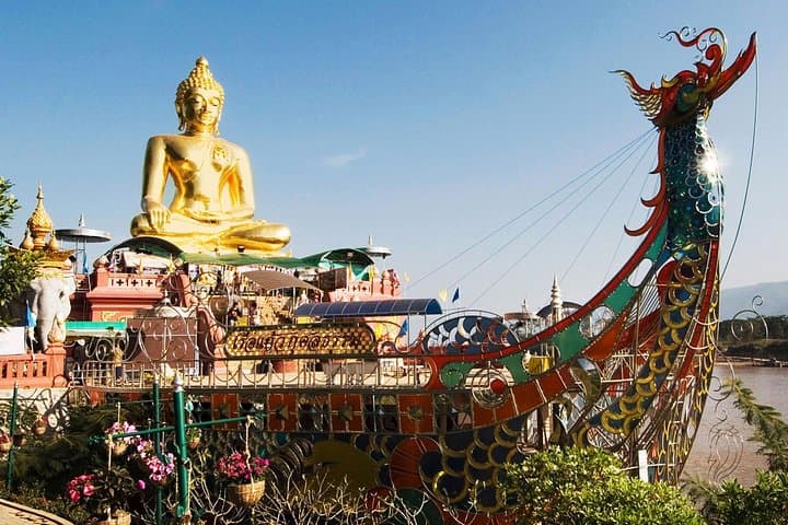 Chiang Rai Day Tour from Chiang Mai: White Temple & Golden Triangle photo 6