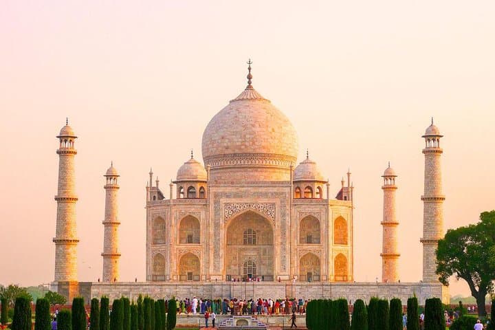 Taj Mahal Group Tour from Delhi — Full-Day Guided Visit to Agra photo 6