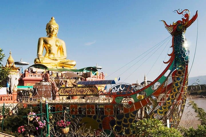 Chiang Rai Day Tour from Chiang Mai: White Temple, Golden Triangle & Long Neck Village photo 4