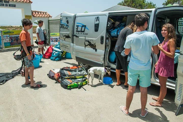 Tarifa Semi-Private Kitesurfing Lesson (2h) with Local Experts photo 4