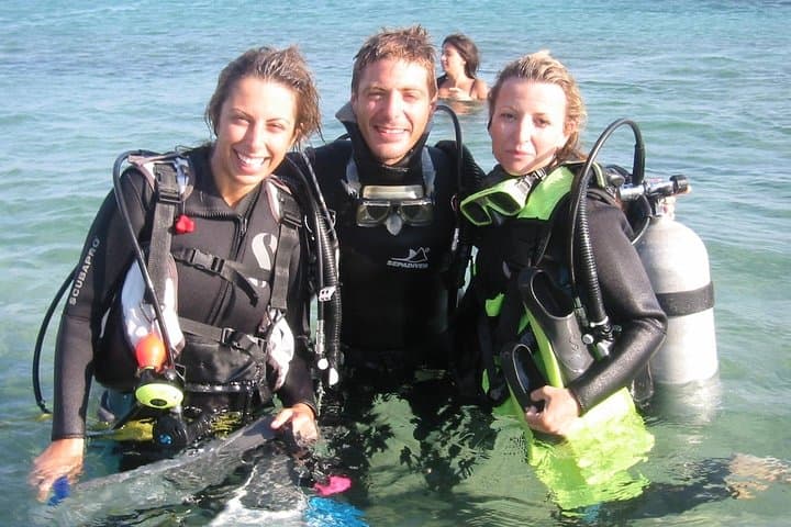 Discover Scuba Diving in Mykonos: Paradise House Reef Intro Dive