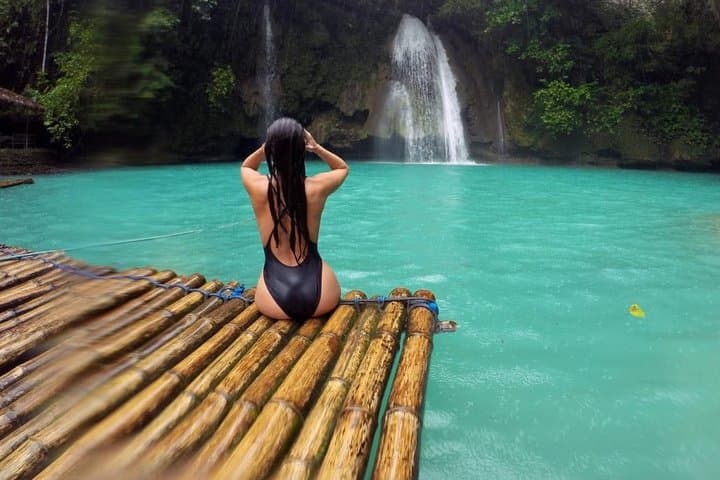 Pescador Island & Kawasan Falls: Sardine Run, Turtles and Badian Canyoneering photo 4
