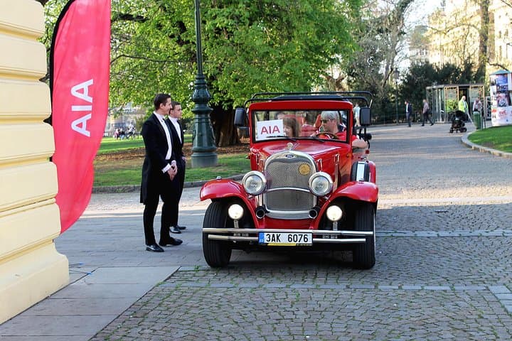 Vintage Convertible Prague: 90-Minute Historic Sightseeing Tour photo 6