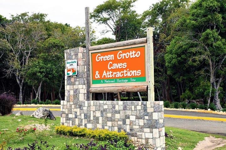 Explore Green Grotto Caves: Kingston Day Trip to Jamaica’s Historic Limestone Cavern