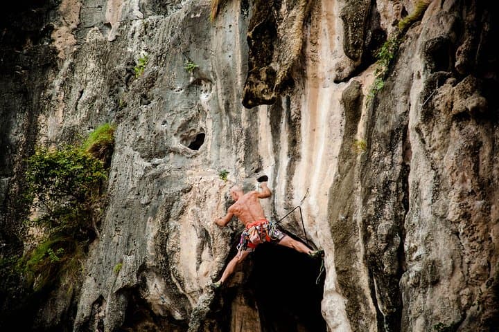 Railay Beach Full-Day Beginner Rock Climbing & Caving Tour — Krabi photo 5