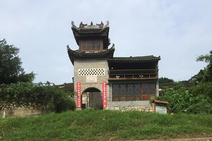 Yangshuo 1-Day Private Car Tour to Fuli & Yulong River photo 2