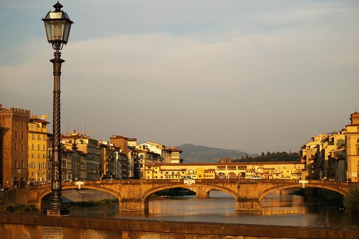 Florence Barchetto Cruise: Arno River Ride Under the Ponte Vecchio photo 3