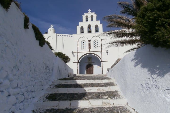 Tailor-Made Private Tours in Santorini — 4-Hour Custom Half-Day Experience