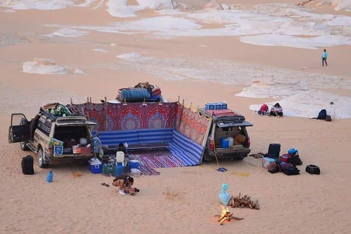 4-Day Fayoum, White Desert & Bahariya Oasis Safari: Jeep Camping, Fossils & Hot Springs