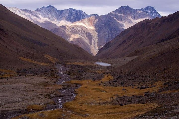 Hike to Morales Lagoon at Morado Natural Monument — Cajón del Maipo Day Hike photo 3
