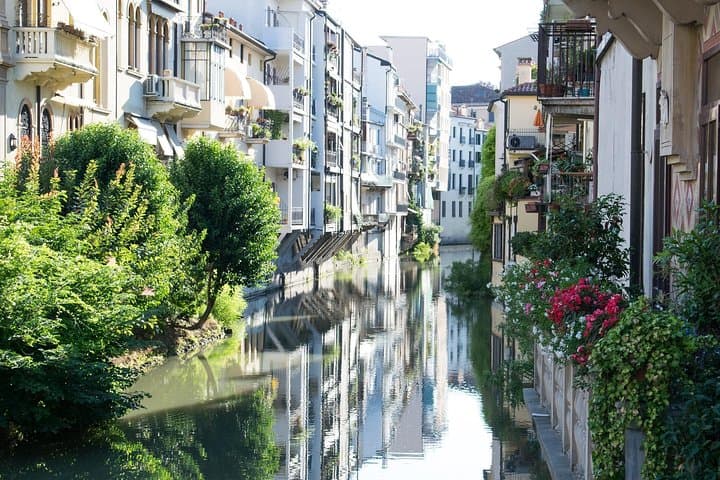 Private Day Trip by Train from Venice to Padua: Guided City Walk & UNESCO Garden photo 6