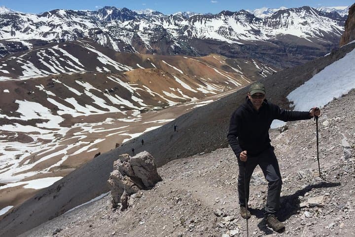 Summit El Pintor: Full-Day High-Altitude Hike from Santiago photo 4