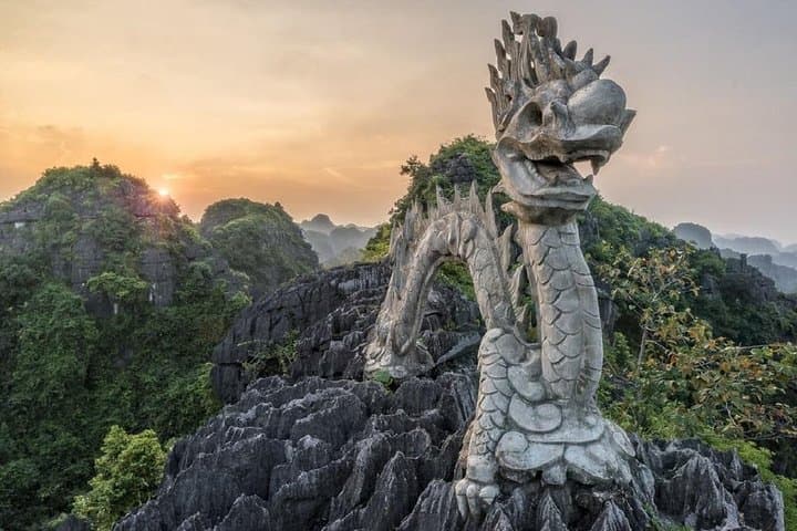 Tam Coc & Mua Cave Day Tour from Hanoi — Hoa Lu, Bamboo Boat & Mua Viewpoint photo 1