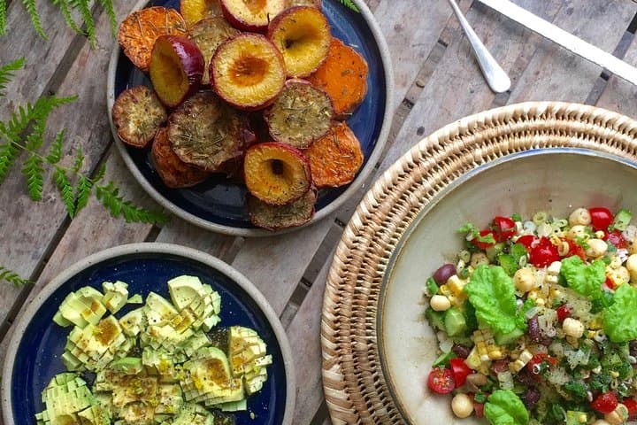 Kerikeri Market Tour and Modern Vegetarian Cooking Class with Local Host in Northland photo 4