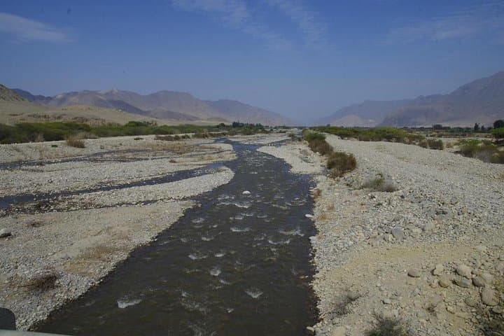 Caral Ancient City & Half-World Lagoons: Day Tour from Lima photo 3