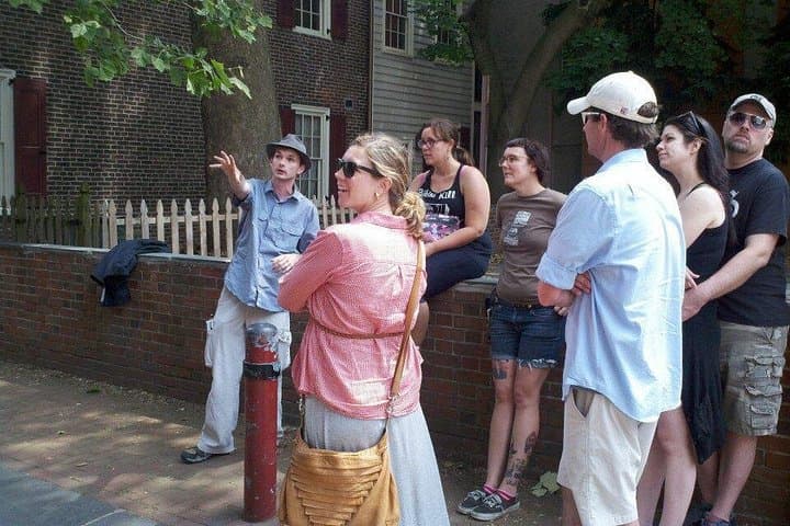 True Crime and Revolutionary History Walking Tour in Philadelphia photo 4