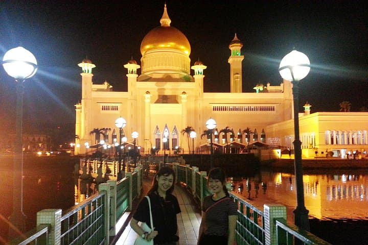 Bandar by Night: Sunset Boat Ride Through Kampong Ayer & Gadong Night Market photo 3