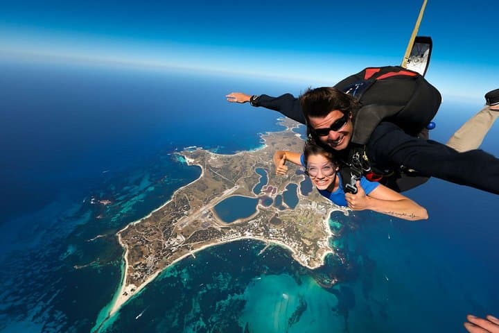 Skydive Rottnest Island: Tandem Jump with Fremantle Ferry Transfer