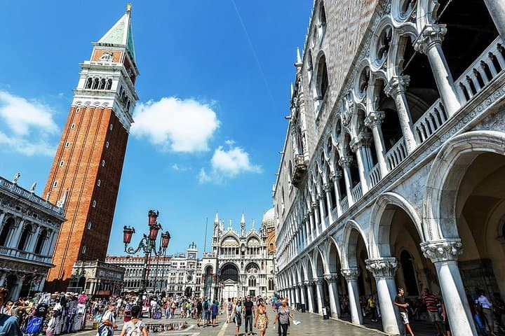 Venice, Murano & Burano Day Cruise from Punta Sabbioni (Jesolo)