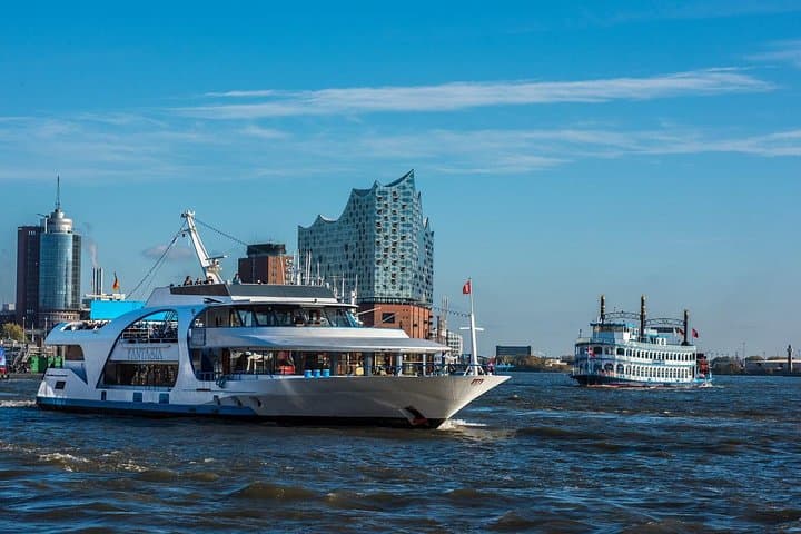 Hamburg Harbor Classic: 1-Hour Elbe Cruise through Speicherstadt & Container Port photo 2
