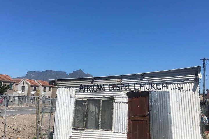 Sunday Gospel Tour in Cape Town Township: Choir, Drumming & Market Walk