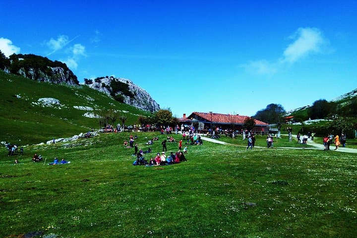 Hike the Heart of the Basque Country: Shepherd Valleys, Mountain Cider & Peaks