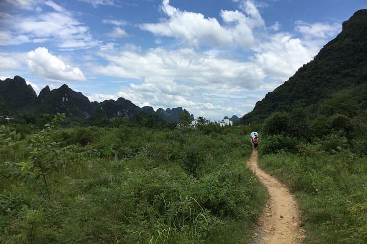 One-Day Yangshuo Cultural Bike Tour Along the Li River photo 3