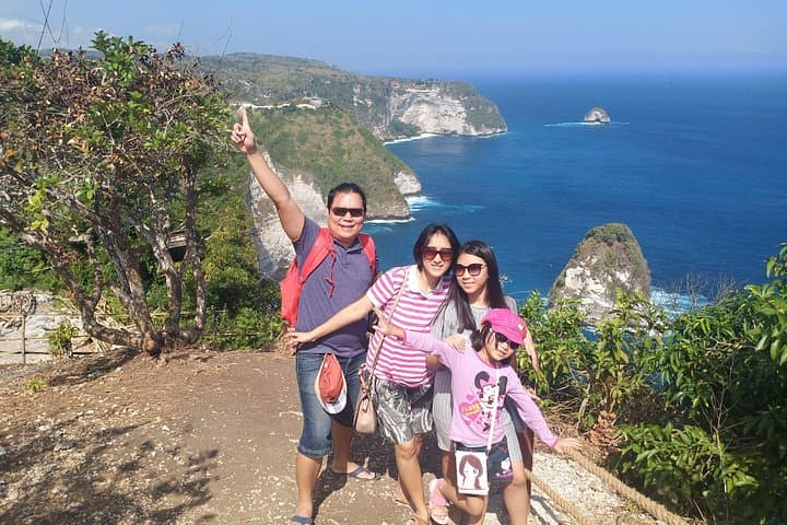 Nusa Penida 2-Day Private Tour: Kelingking, Snorkel with Mantas & Broken Beach photo 1