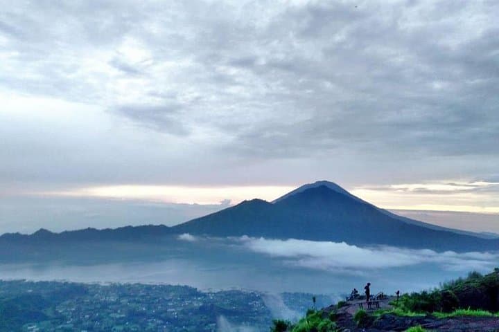 Mount Batur Sunrise Trek: Early-Morning Volcano Hike in Bali